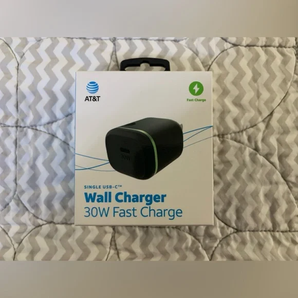 iPhone 17 5Pc Bundle: Case Car&Wall Chargers Screen Protector Fast USB-C Charger